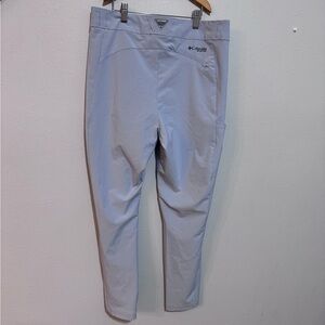 Columbia PFG Performance fishing Gear Pants Nylon Women’s size 12 length 27